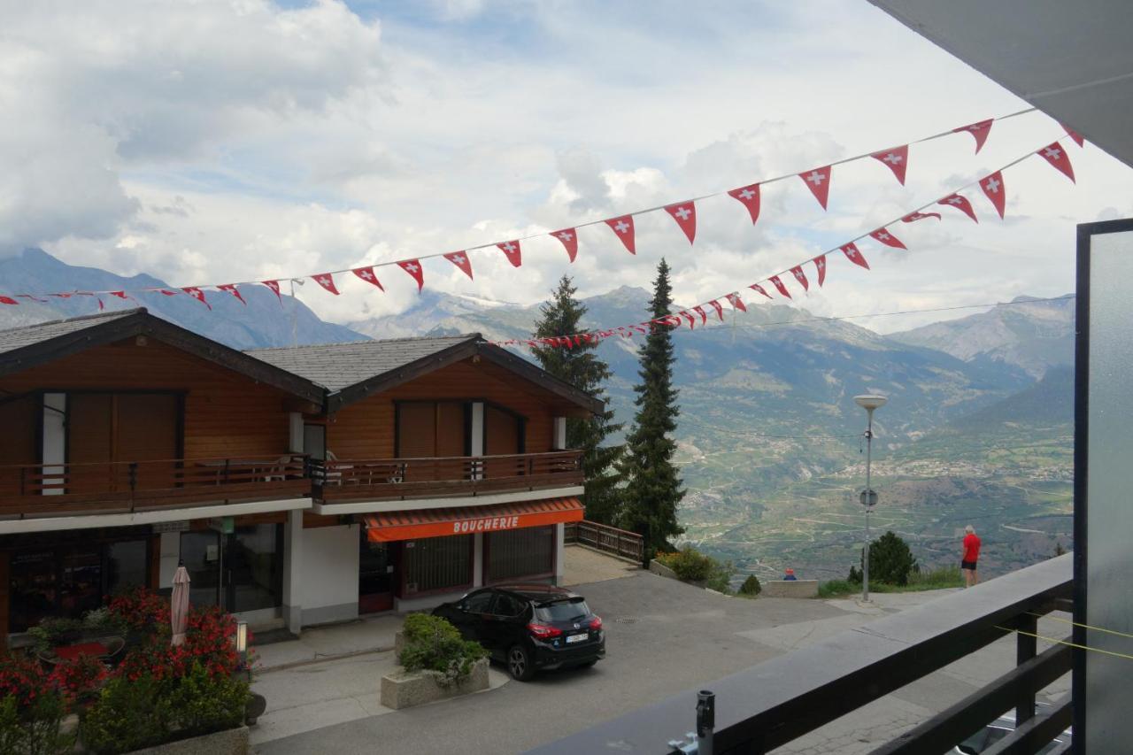 Combyre COMFORTABLE&CENTER apartements Veysonnaz Bagian luar foto
